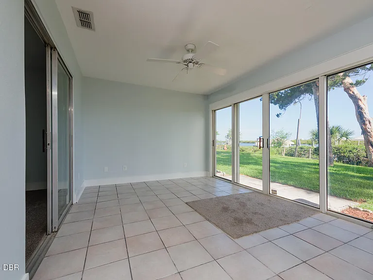1216 Harbour Point Dr — Photo 14