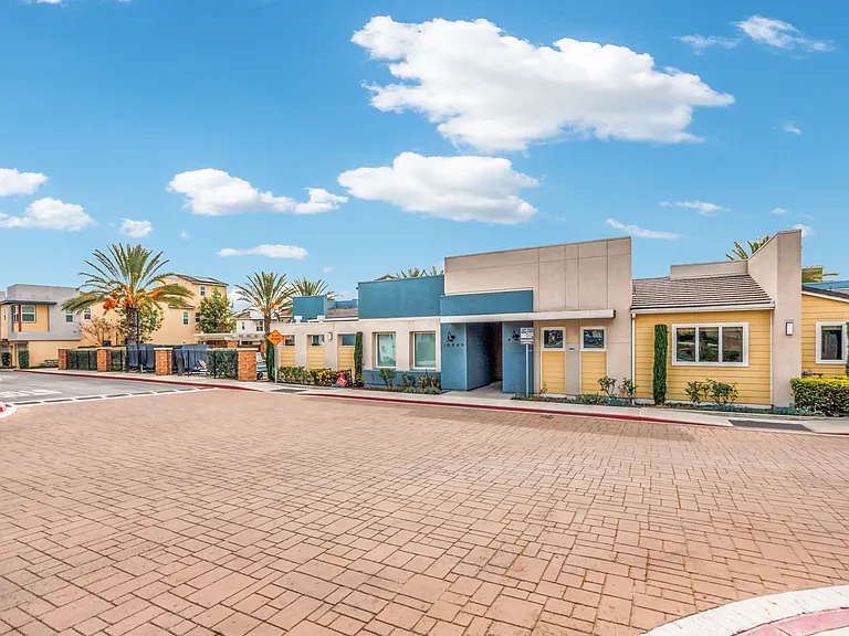 10532 Wilding Dr — Photo 31