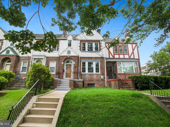 1376 Sheridan St NW, Washington, DC 20011