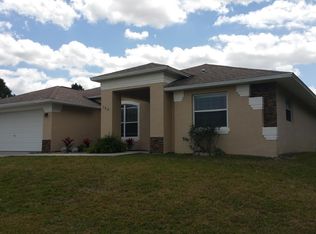 740 Kingfisher St SW, Palm Bay, FL 32908