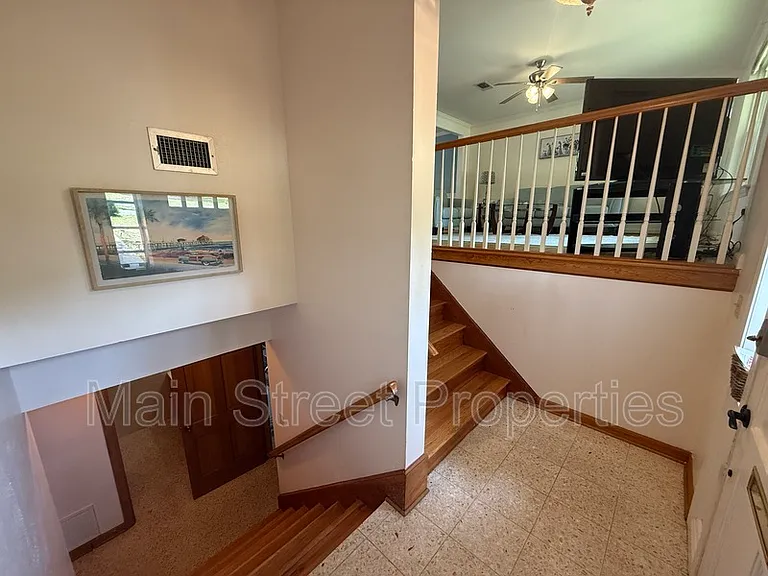 3660 Molaree Dr — Photo 10