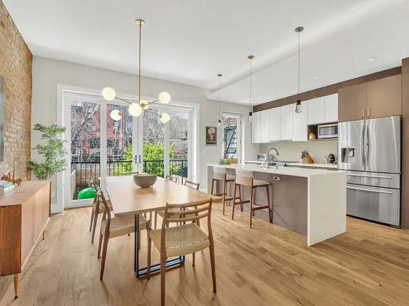 400 Grand Ave #1, Brooklyn, NY 11238