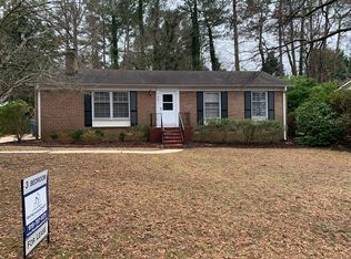 905 Northclift Dr, Raleigh, NC 27609