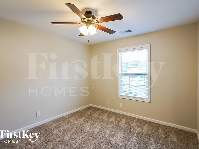 1305 Marcy Ct — Photo 11
