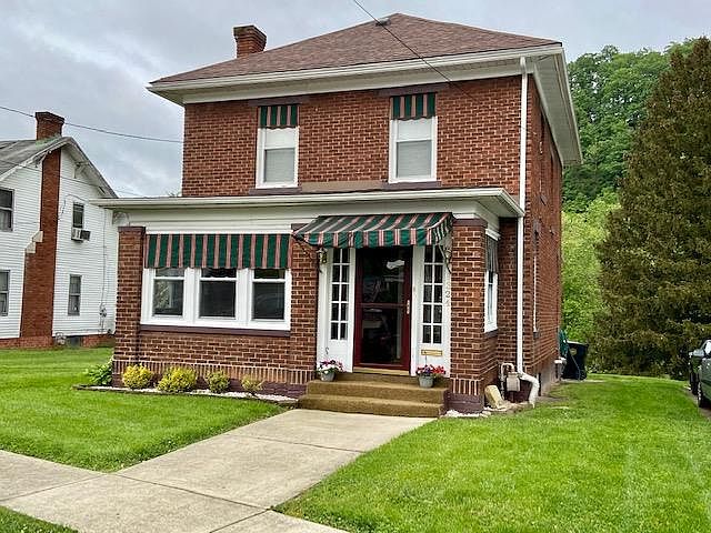 1st image of 324 Eastern Ave