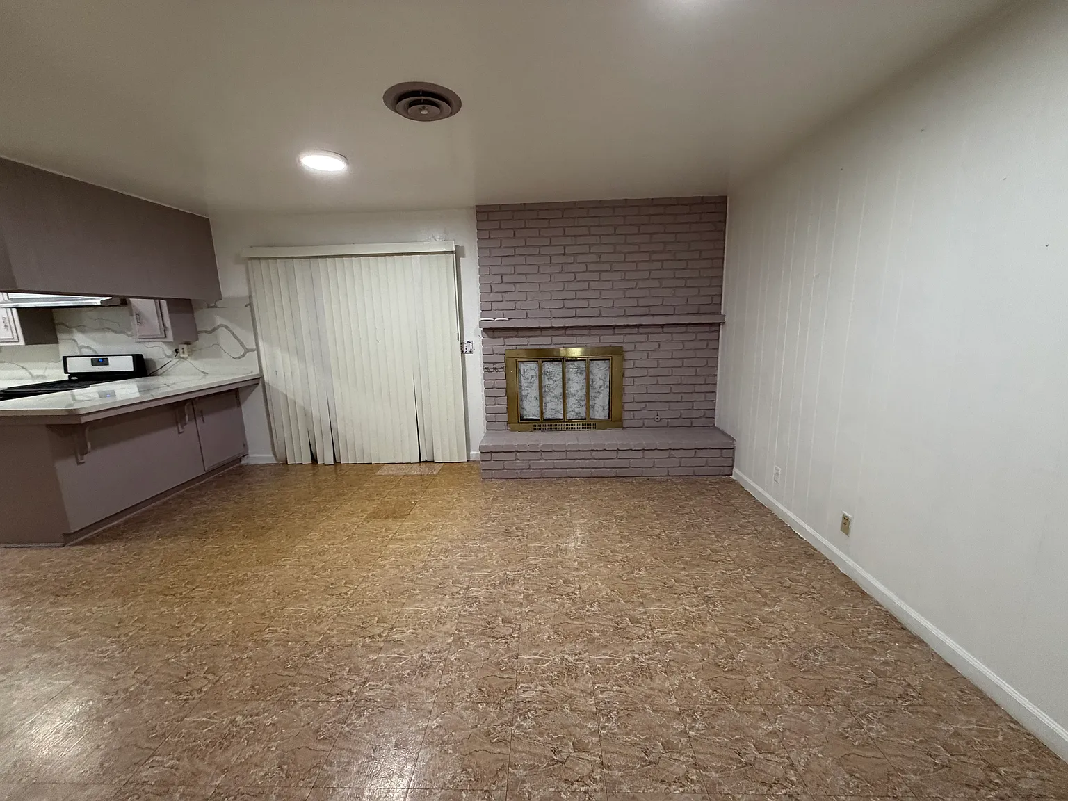 3 bed, 1412 sqft, $1,850 — Photo 3