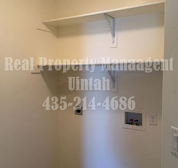 428 E Gray Fox Ln — Photo 14