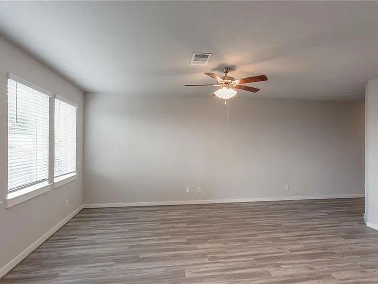 17303C Leafroller Dr — Photo 6