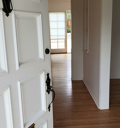 3rd image of 11605 Terryhill Pl