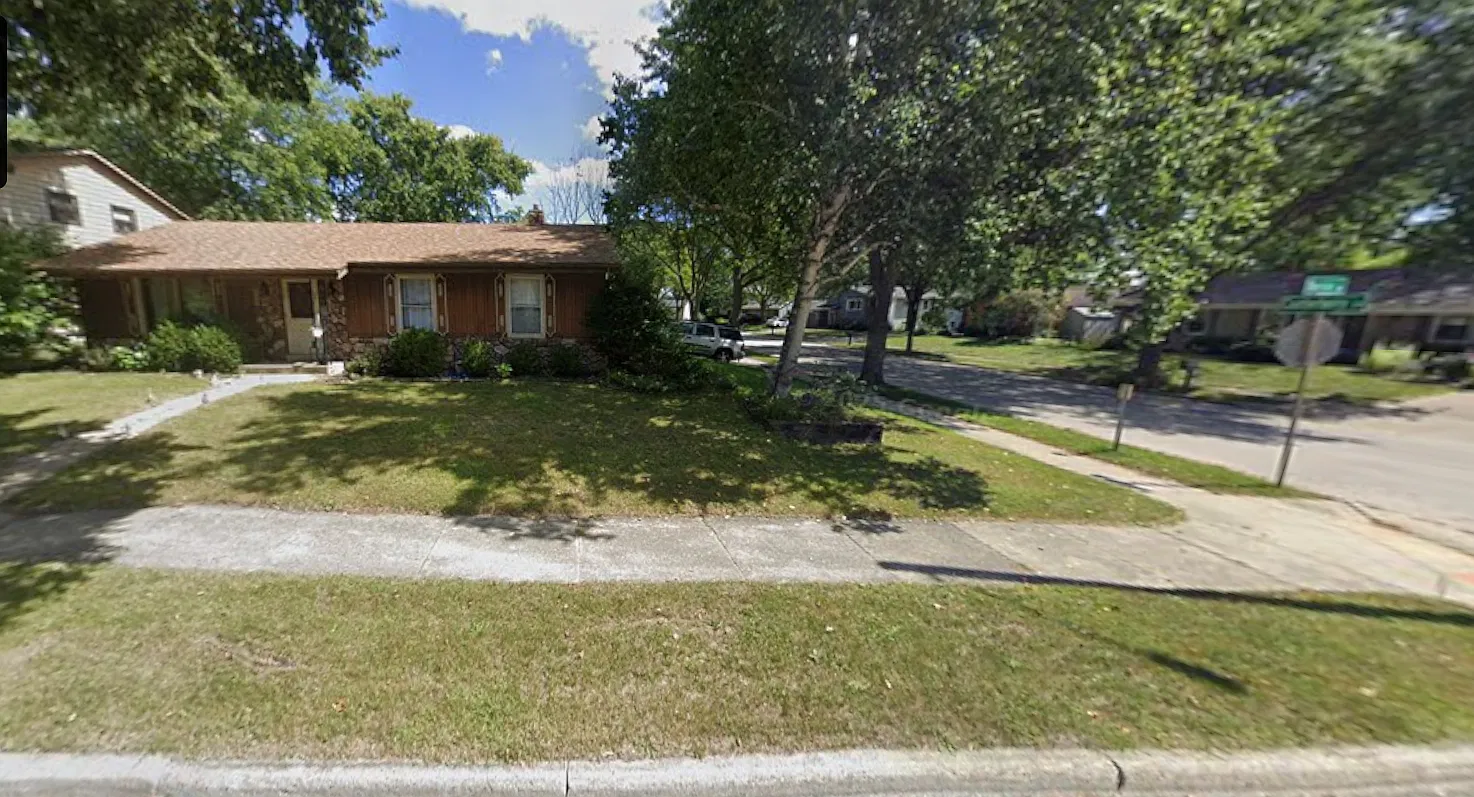 3 bed, 1.5 bath, 1146 sqft, $2,450 — Photo 2