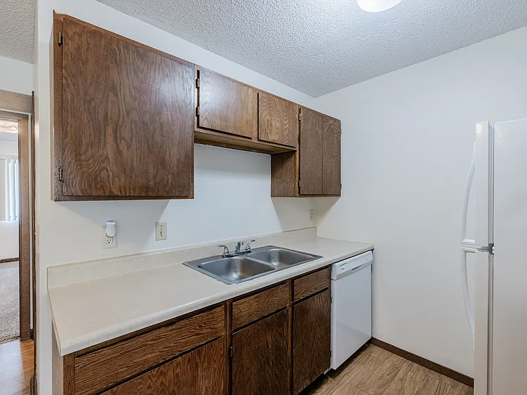 1311 Washington St #6 — Photo 7