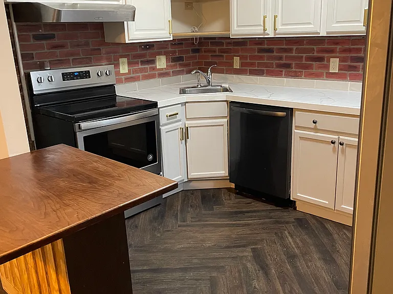 Kitchen. Microwave has been added.