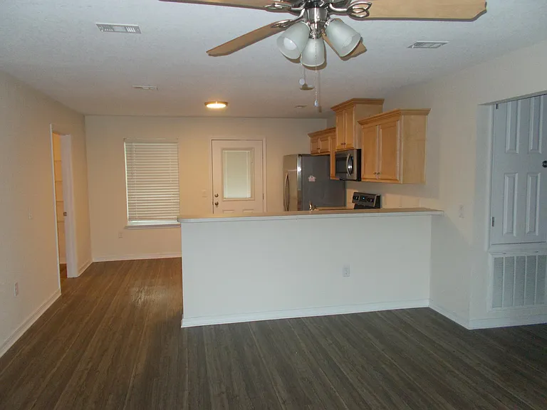 4533 Arcadia St — Photo 6