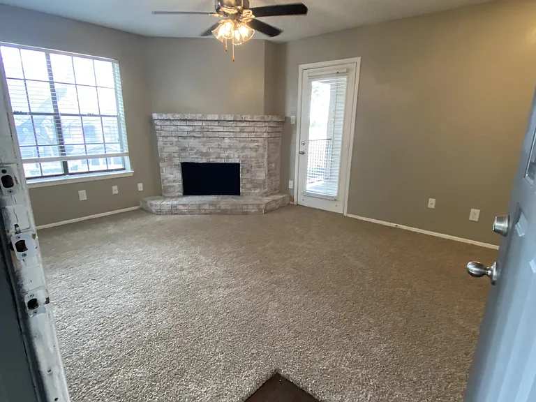 Walnut Creek Apartments — Photo 23