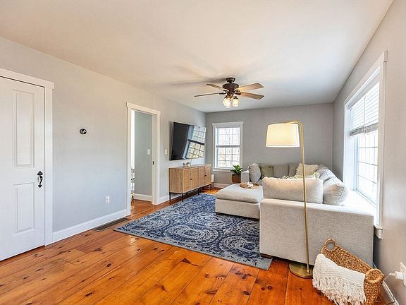 5th image of 189 Byam Rd