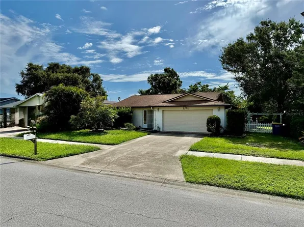 261 Calais Ln, Clearwater, FL 33759