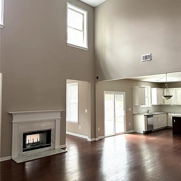 10570 Haynes Valley Ct — Photo 3