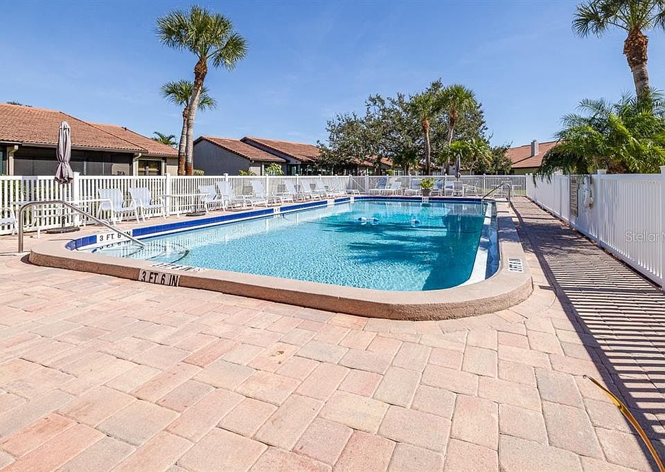 879 Country Club Cir Venice, FL Zillow Apartments for Rent in Venice