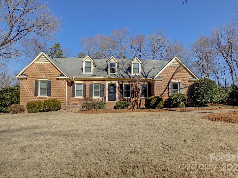 1st image of 4414 Wyman Ln