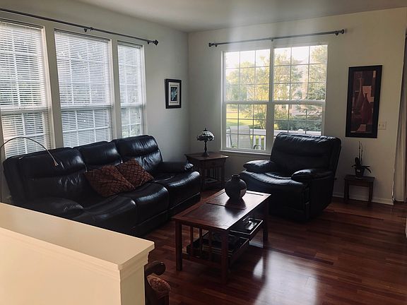 5th image of 3020 Concord Ln Unit 3020