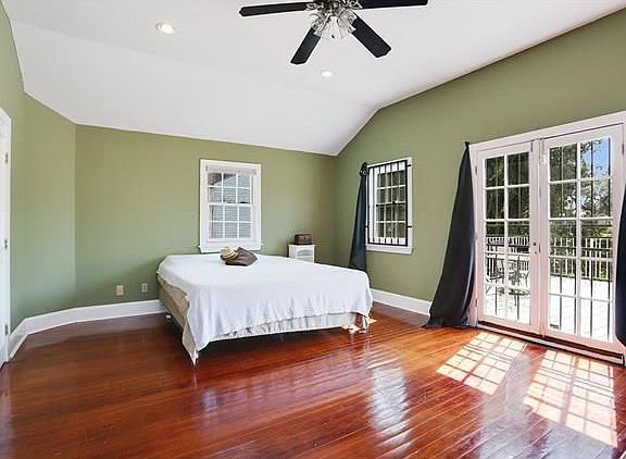 5th image of 1722 Jackson Ave APT D