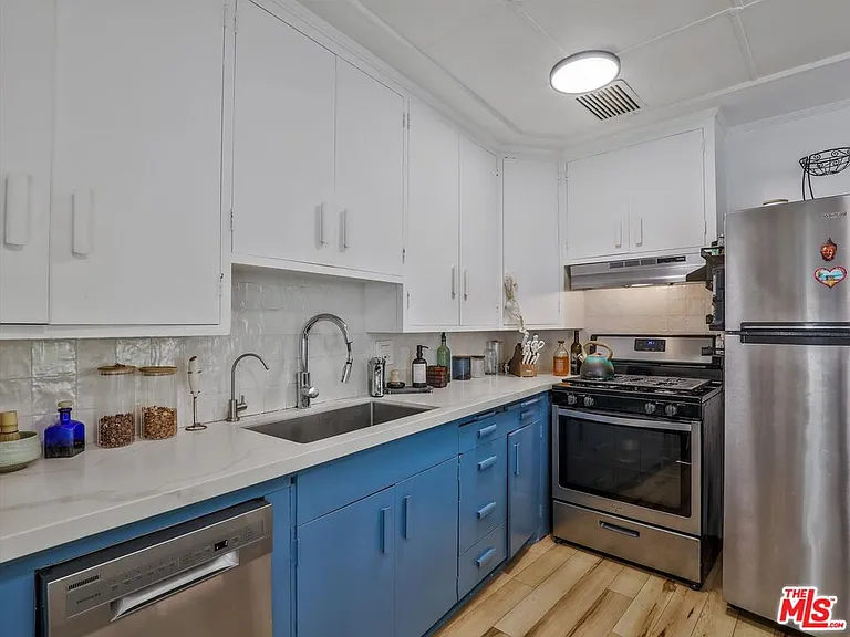 6921 Paseo Del Serra — Photo 12