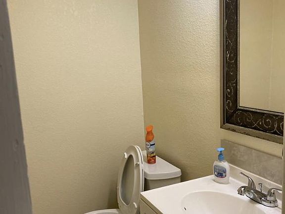 2nd image of 3431 McFarlin Blvd APT D