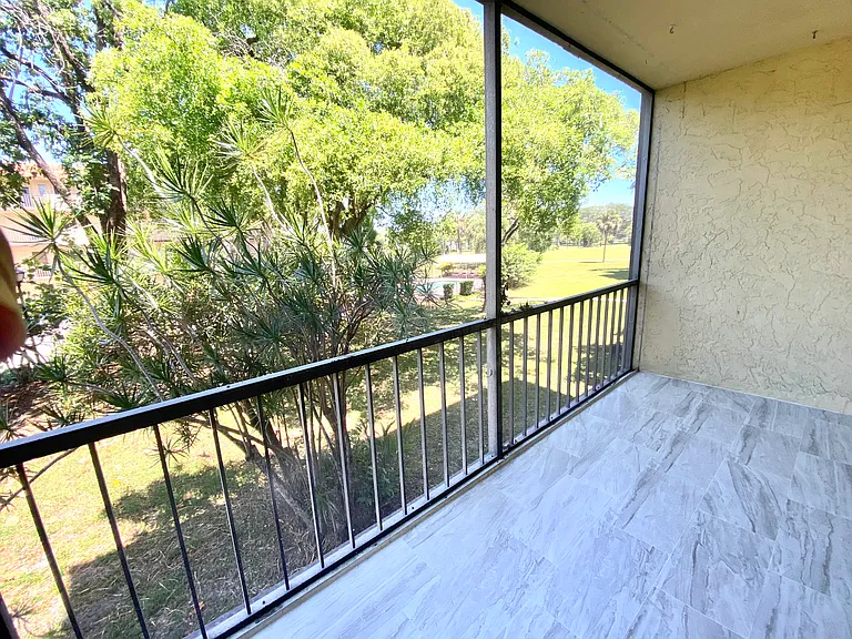 6061 N Falls Circle Dr #7 — Photo 13