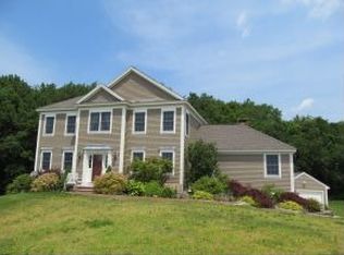 31 East Rd, East Kingston, NH 03827