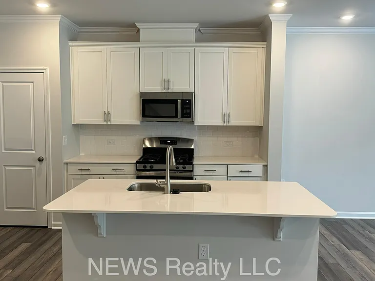 187 Peebles Dr — Photo 12