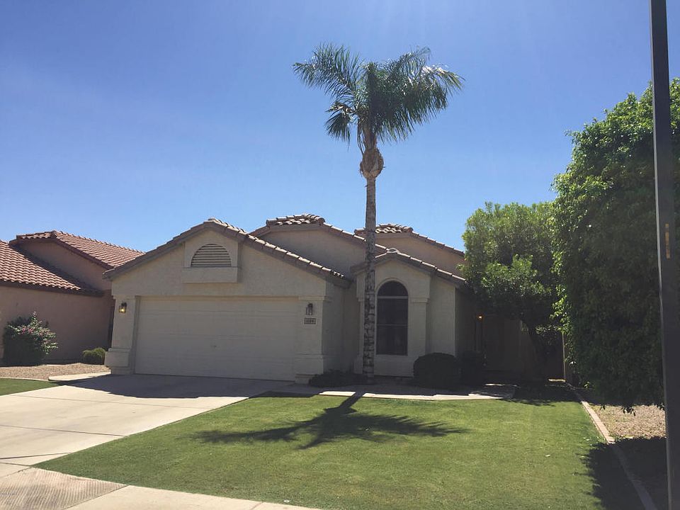 1st image of 1094 S Sierra St #0