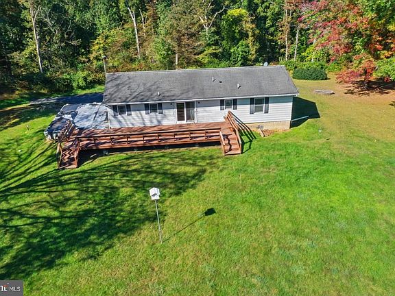 3rd image of 1809 Harkins Rd
