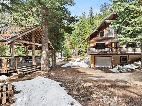 2nd image of 60989 Old Ski Run Rd