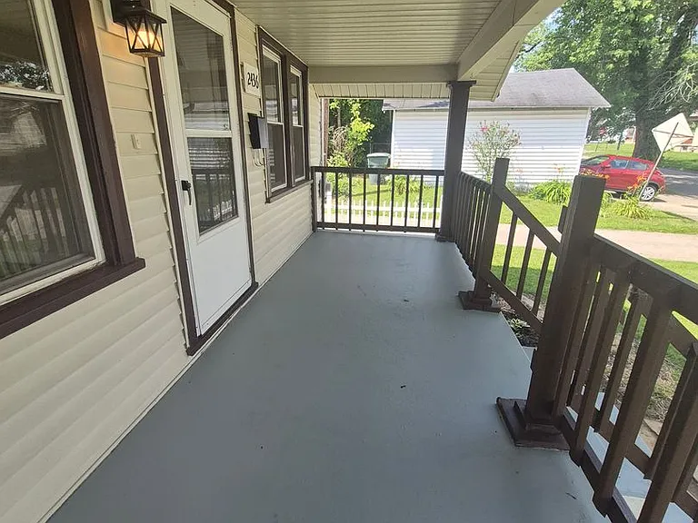 2436 Mundale Ave — Photo 4