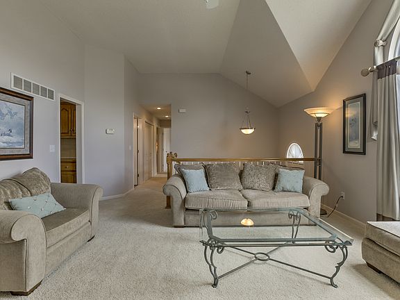 4th image of 3609 NW 85th Ter