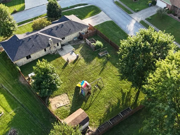 1608 Friendship Dr, Indianapolis, IN 46217