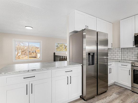 3rd image of 1582 Quivira Drive
