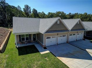 234 S Boyles St, Pilot Mountain, NC 27041