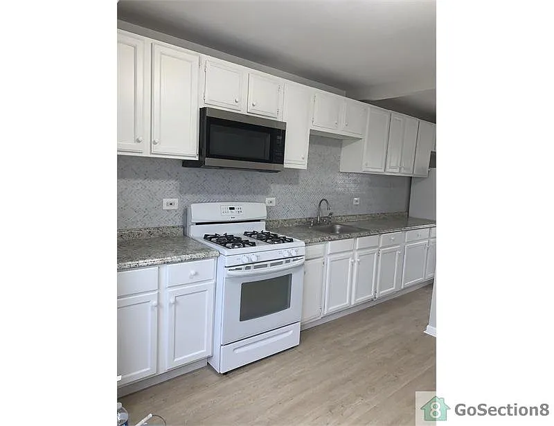 1164 Williamsburg Rd photo 1