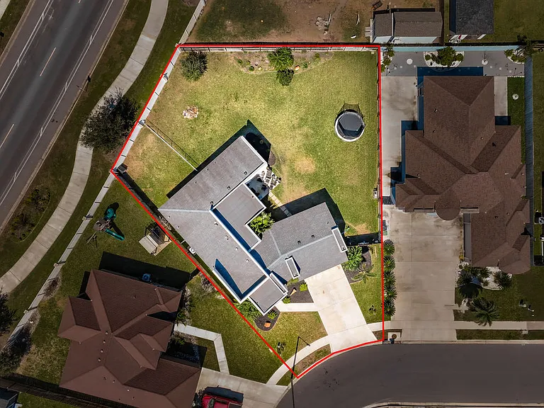 3819 Tolosa St — Photo 5