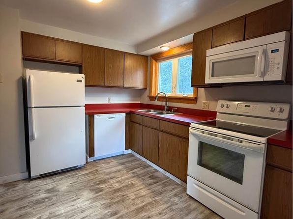 60 Gay St #2