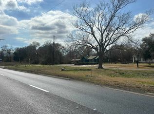 1005 Simmons Dr, Orange, TX 77630