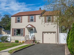 682 Richfield Ave, Kenilworth, NJ 07033