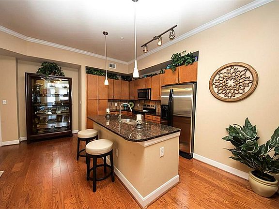 5th image of 300 Saint Joseph Pkwy APT 206