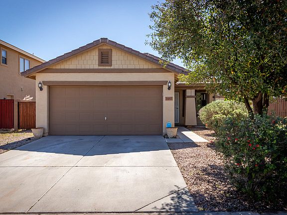 2nd image of 1687 W Appaloosa Way