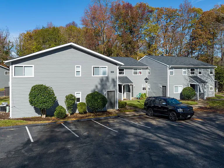 6428 Elkhardt Rd #J — Photo 11
