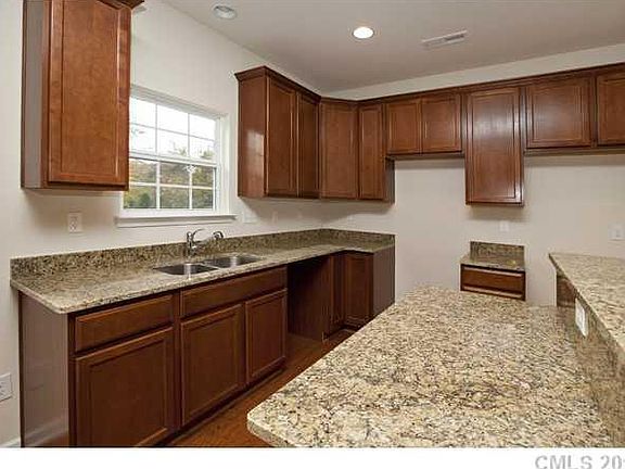 5th image of 4225 Hay Meadow Dr #7