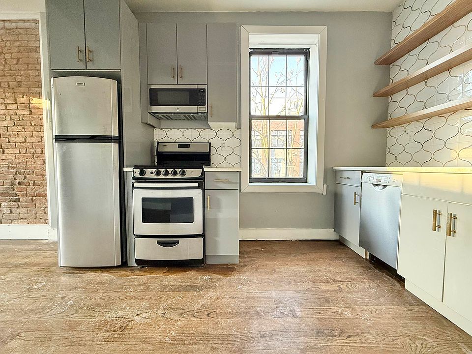 1st image of 419 Throop Ave #2D