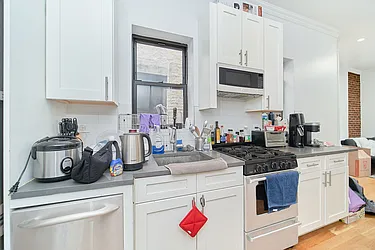 Rented by Living New York