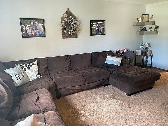 4th image of 1245 Finch Dr